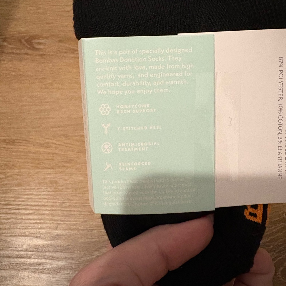Bombas *8 PAIR of Ankle Socks with Honeycomb Arch Support & Cushion in Black - Picture 5 of 5